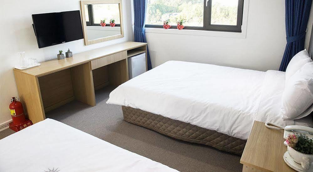 Ra Tourist Hotel Csedzsu Kültér fotó